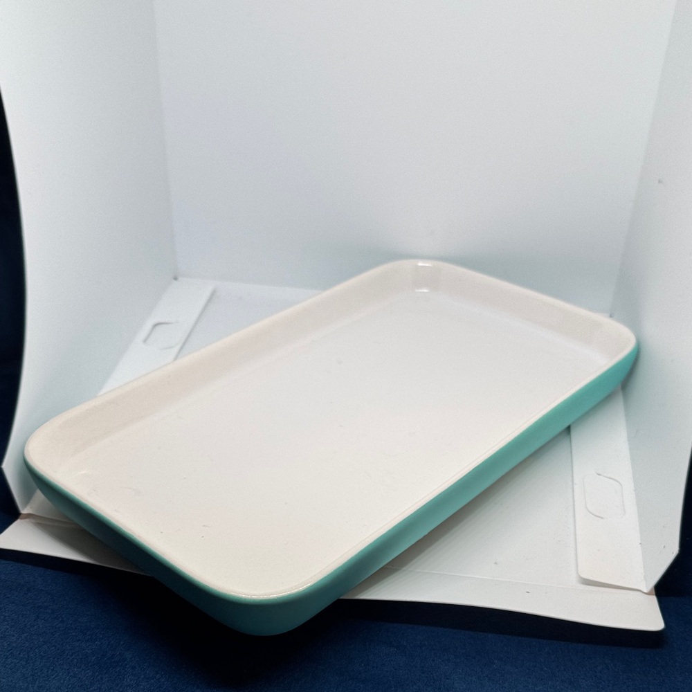Room essentials White and Mint Green Rectangular Tray
